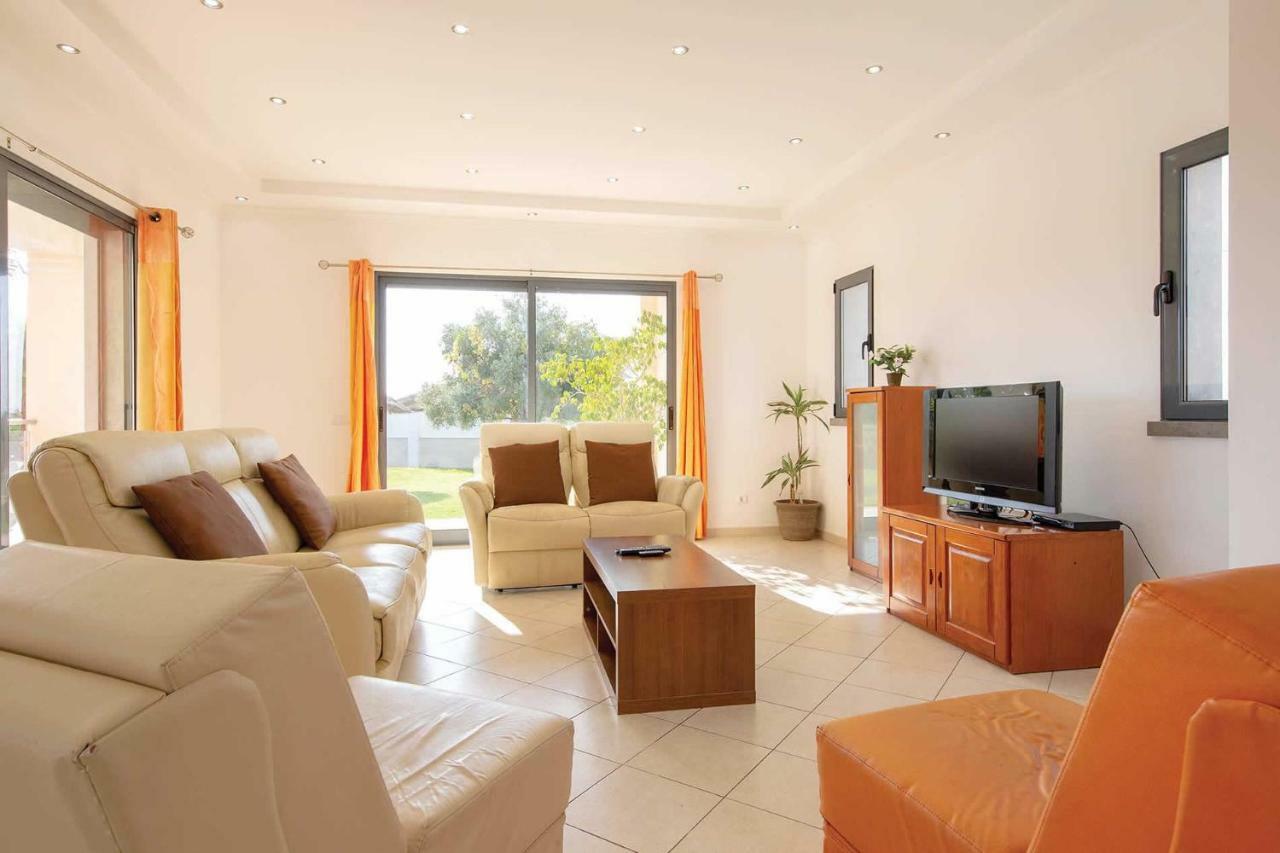 Villa Ruana - 5 Bedrooms On Suite- Free Out Door Hot Jacuzzi - By Bedzy Albufeira Exteriör bild